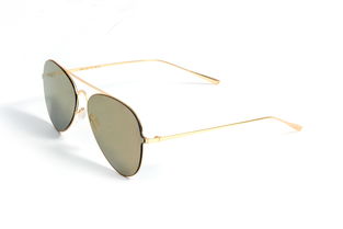 天明眼鏡產(chǎn)品展示與家用電器店鋪裝修設計